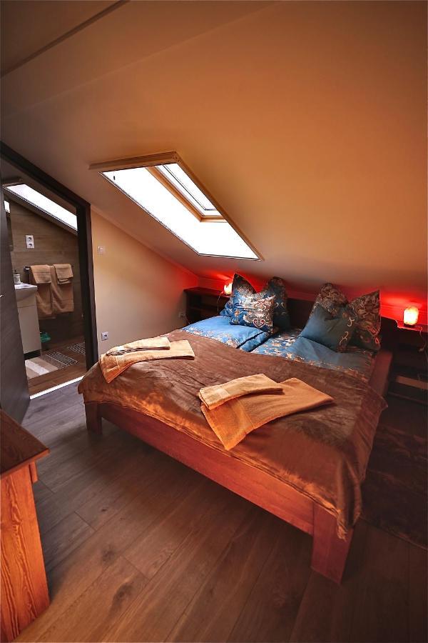 Bacchus Pub Es Panzio Bed & Breakfast Dunaharaszti Dış mekan fotoğraf