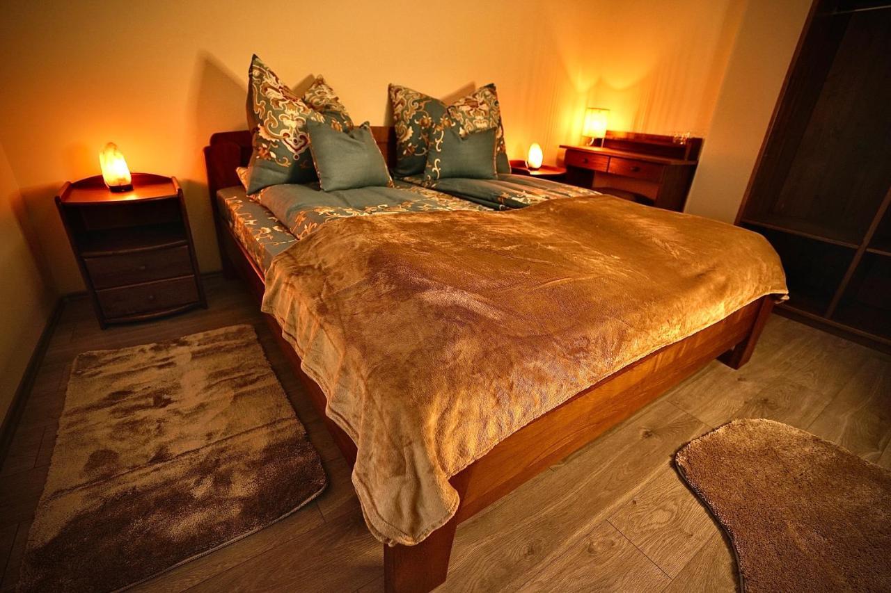 Bacchus Pub Es Panzio Bed & Breakfast Dunaharaszti Dış mekan fotoğraf
